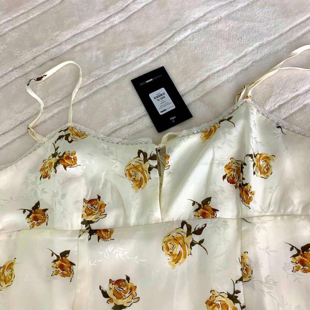 Mini Dress - Picture 6 of 8